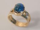 Opal Ring in 18K Gold